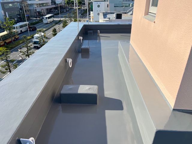 平塚市　Tビル屋上のウレタン防水